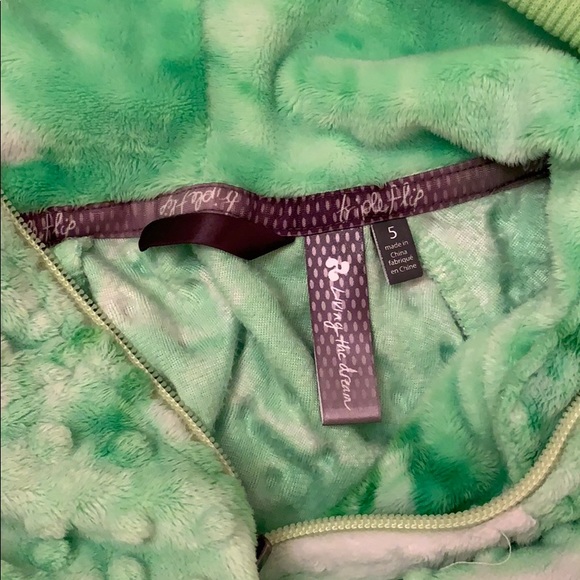 Ivivva (triple flip) green tie dye bubble jacket - Picture 3 of 7